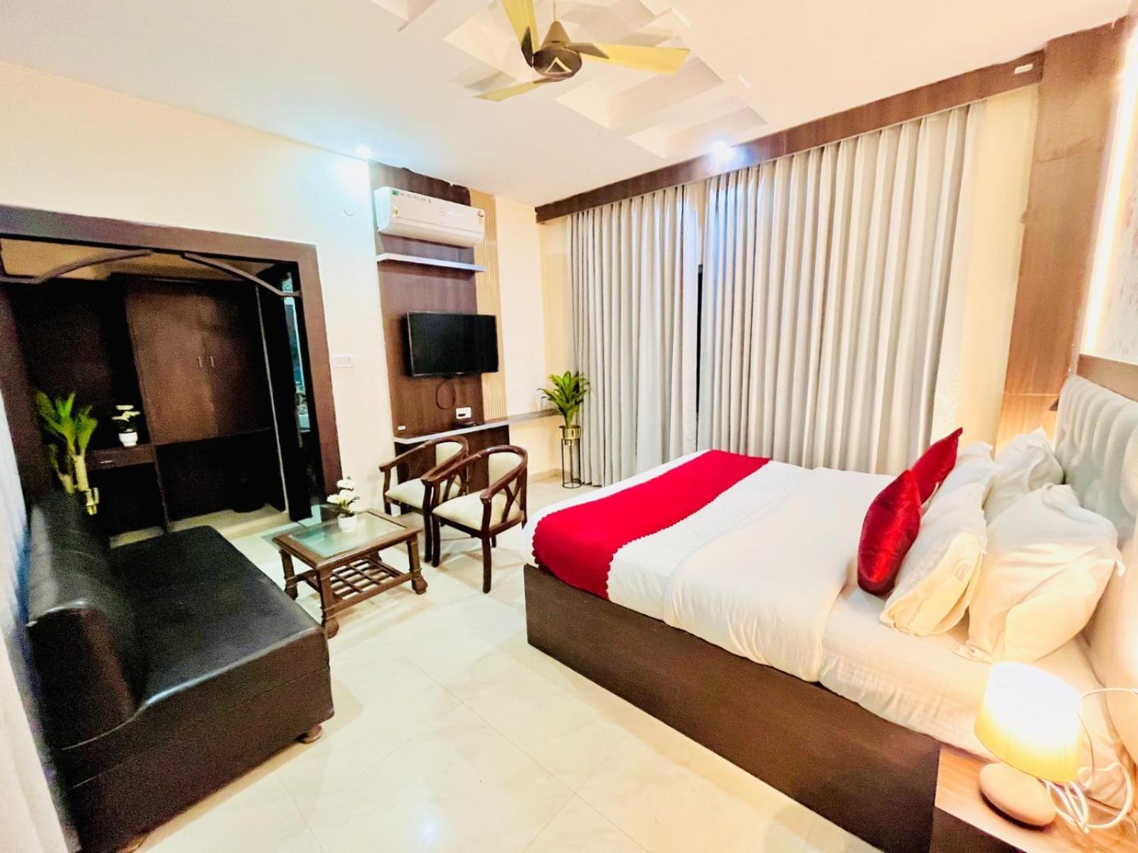 Hotel Ramawati Near Ganga Ghat Haridwār Esterno foto